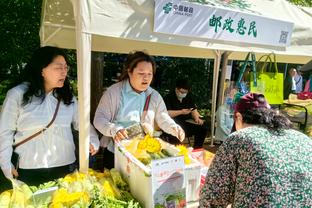 沃克：福登天赋太出众但要更稳定，几场踢得好不算世界最佳球员